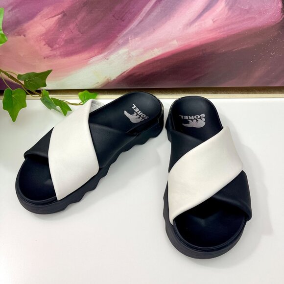 Sorel VIIBE Crisscross Slide‎ Sandal in Black & White Size 6.5 - Picture 6 of 13